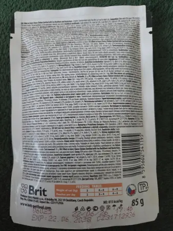 Brit Care Cat Fillets in Gravy Choice Chicken, kuřecí filety v omáčce, kapsička, 85 g